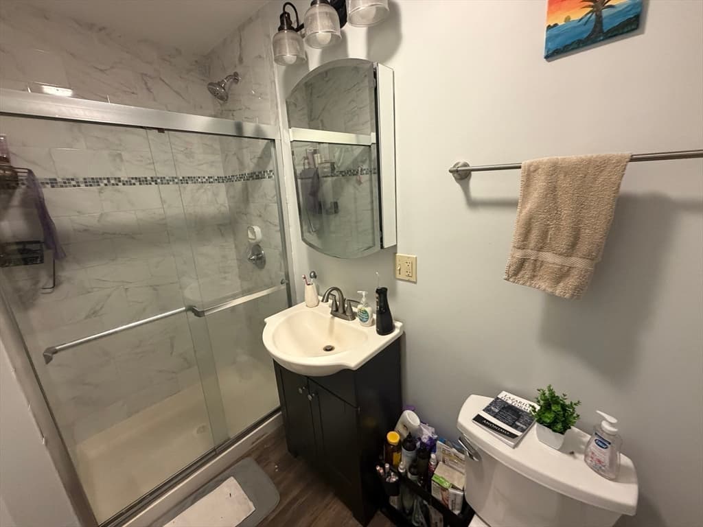 422 Mcgrath Highway, Somerville MA 02143 photo 33