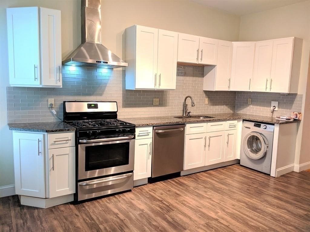 422 Mcgrath Highway, Somerville MA 02143 photo 39