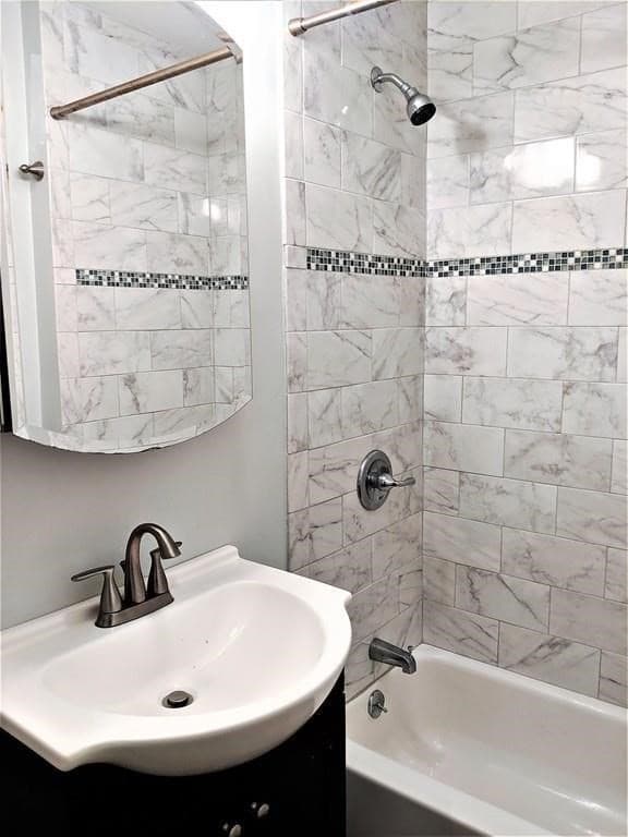 422 Mcgrath Highway, Somerville MA 02143 photo 29