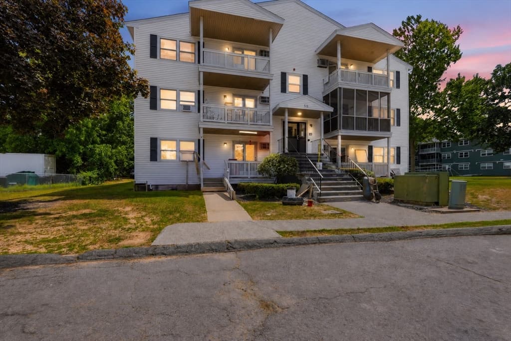 30 Abbey Rd # 102, Leominster MA 01453 photo 2