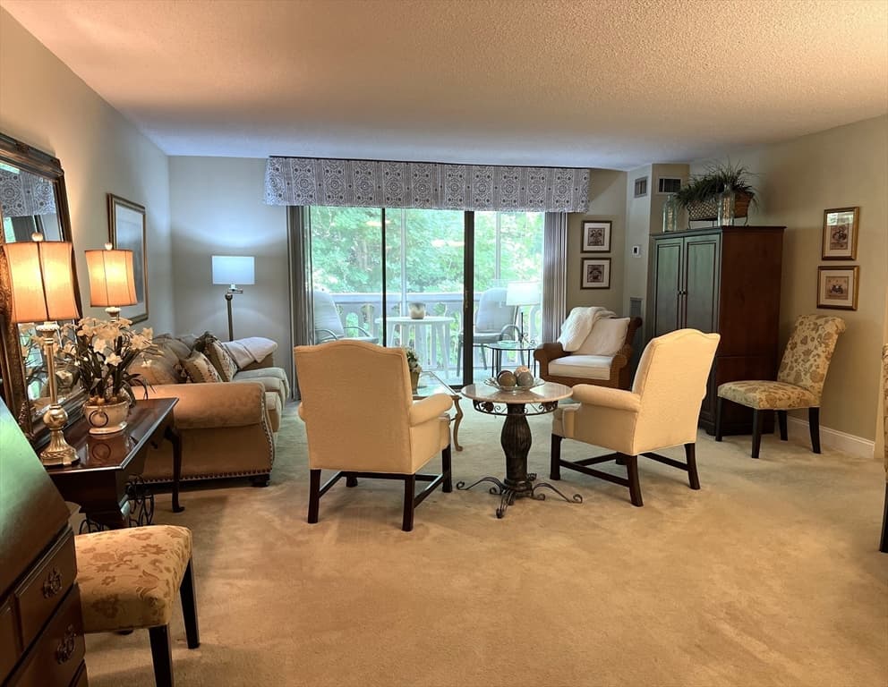 Condominium at 875 John Fitch Hwy # 33, Fitchburg MA 01420, Fitchburg, photo 7 of 21
