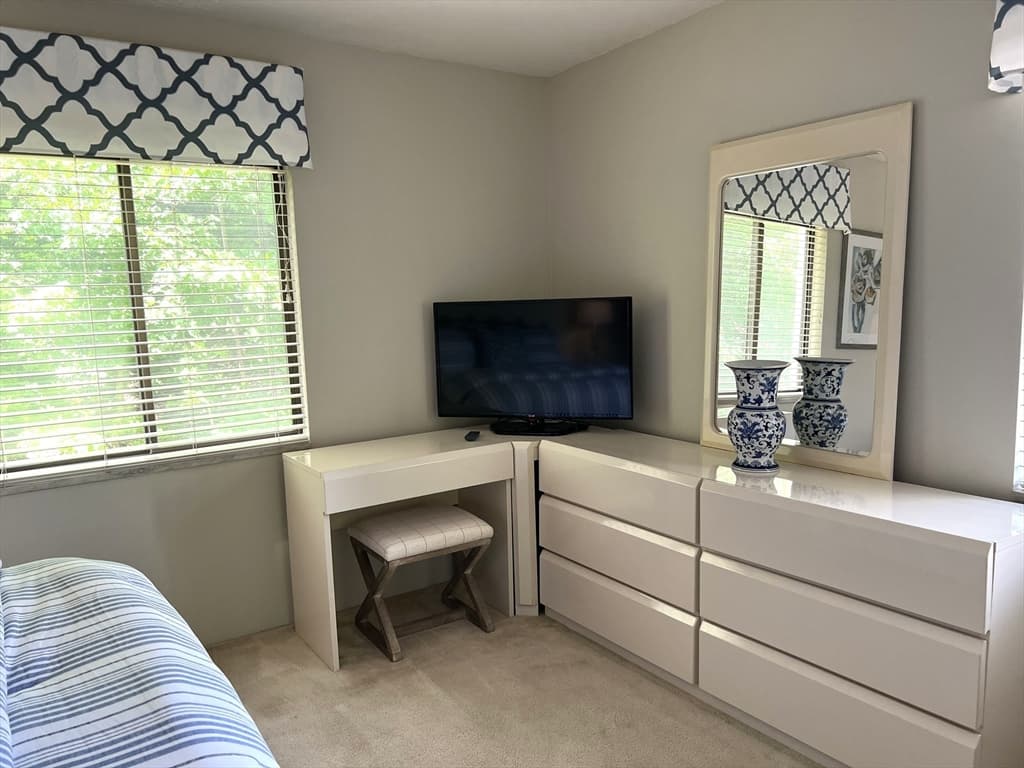 Condominium at 875 John Fitch Hwy # 33, Fitchburg MA 01420, Fitchburg, photo 18 of 21