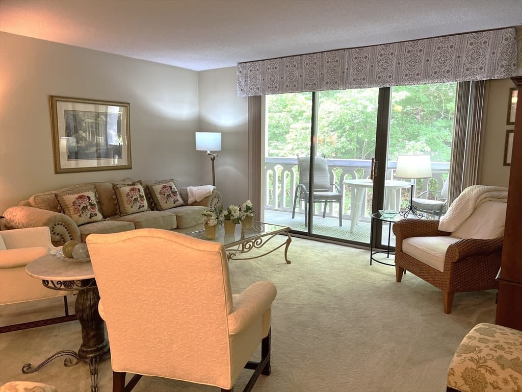 Condominium at 875 John Fitch Hwy # 33, Fitchburg MA 01420, Fitchburg, photo 8 of 21