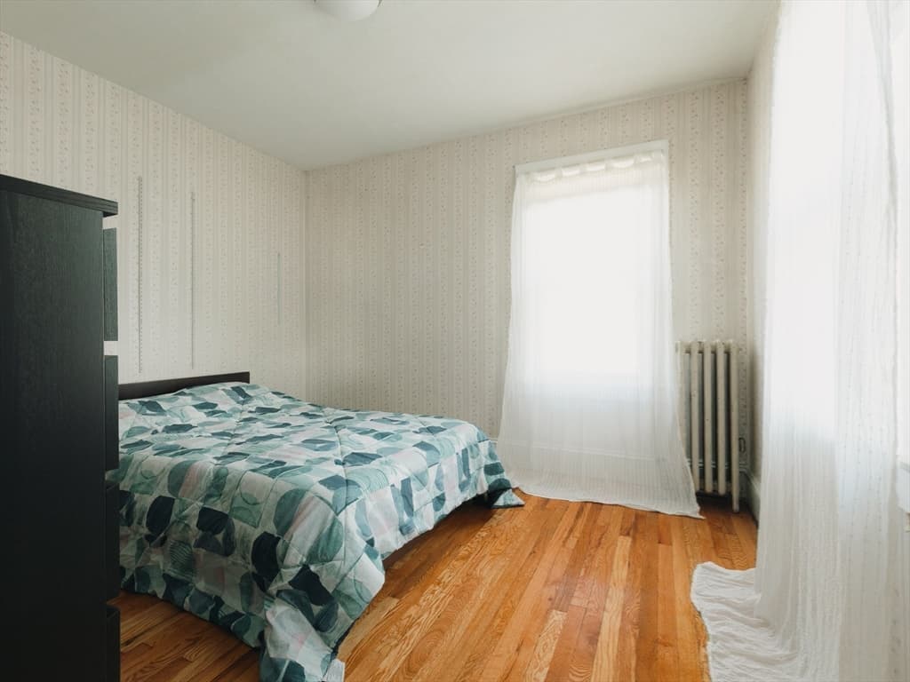 8 Liberty Street, Holyoke MA 01040 photo 20