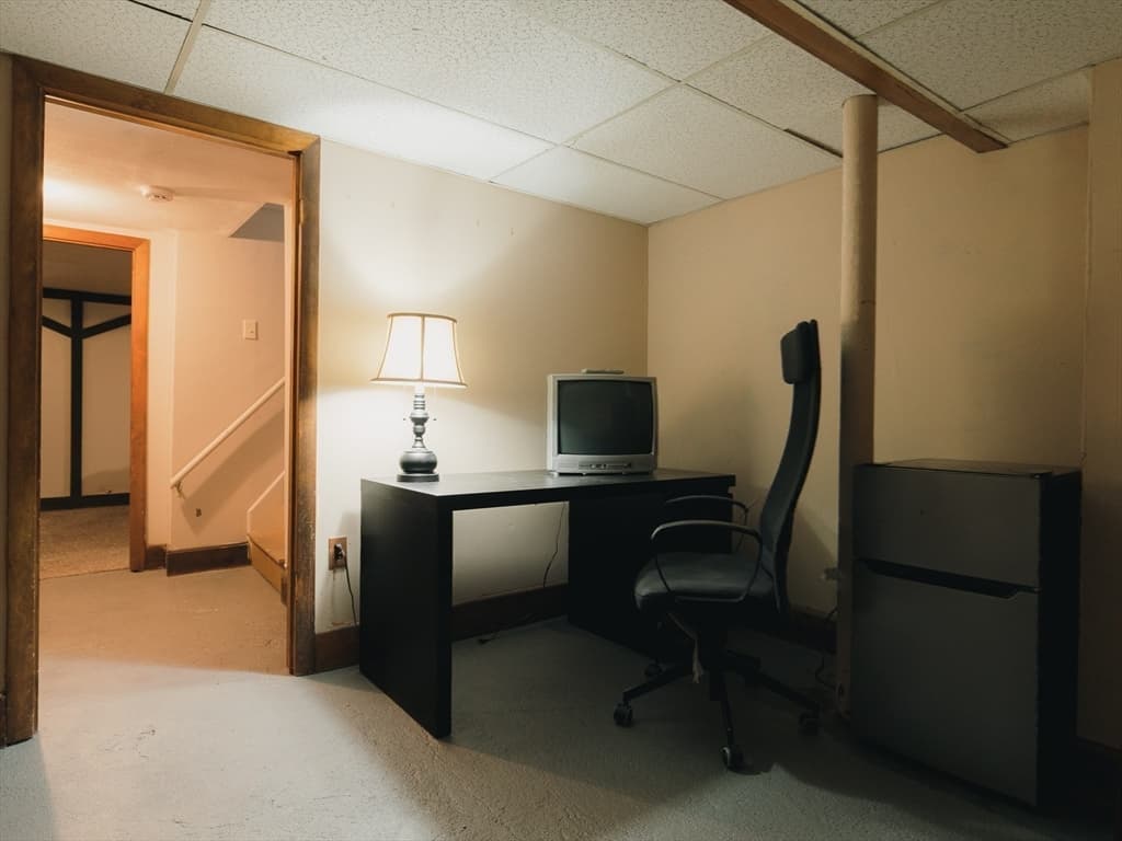 8 Liberty Street, Holyoke MA 01040 photo 30