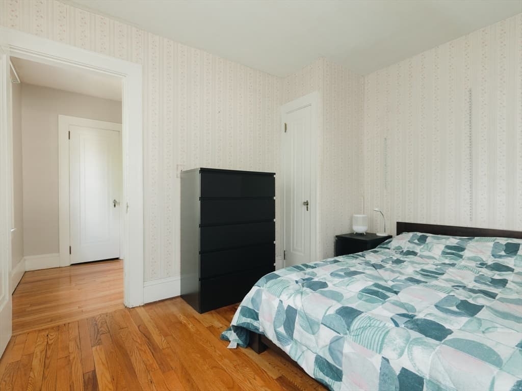 8 Liberty Street, Holyoke MA 01040 photo 19
