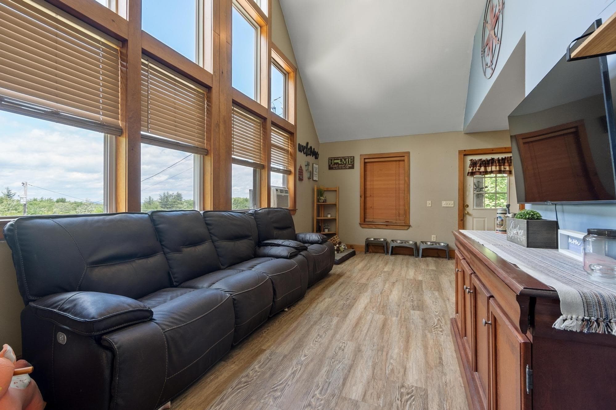 Single Family Residence at 153 Moosehorn Rd, New Salem MA 01355, New Salem, photo 6 of 42