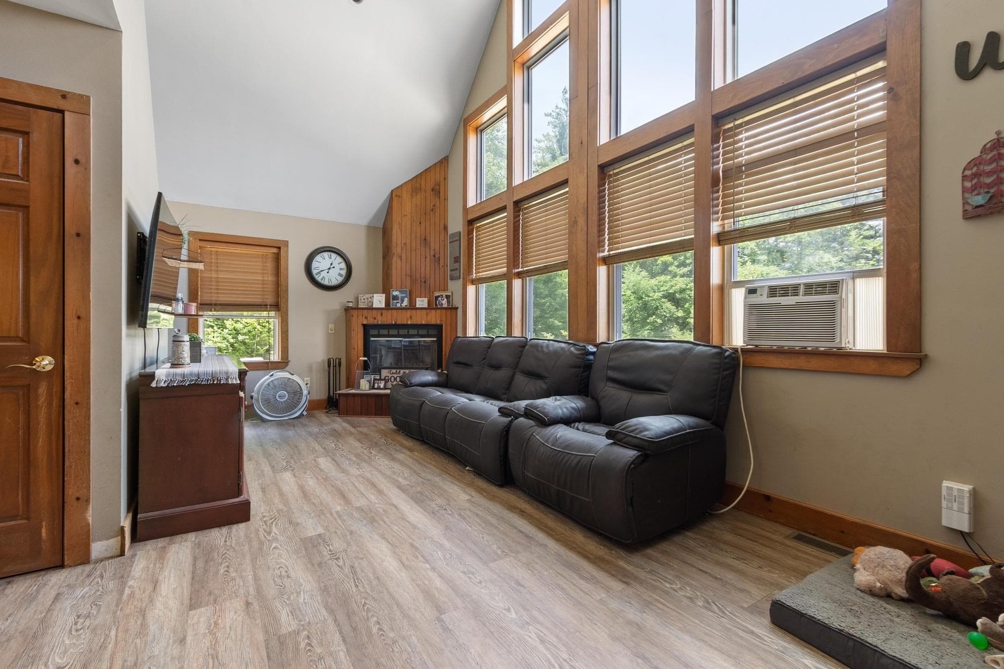 Single Family Residence at 153 Moosehorn Rd, New Salem MA 01355, New Salem, photo 5 of 42