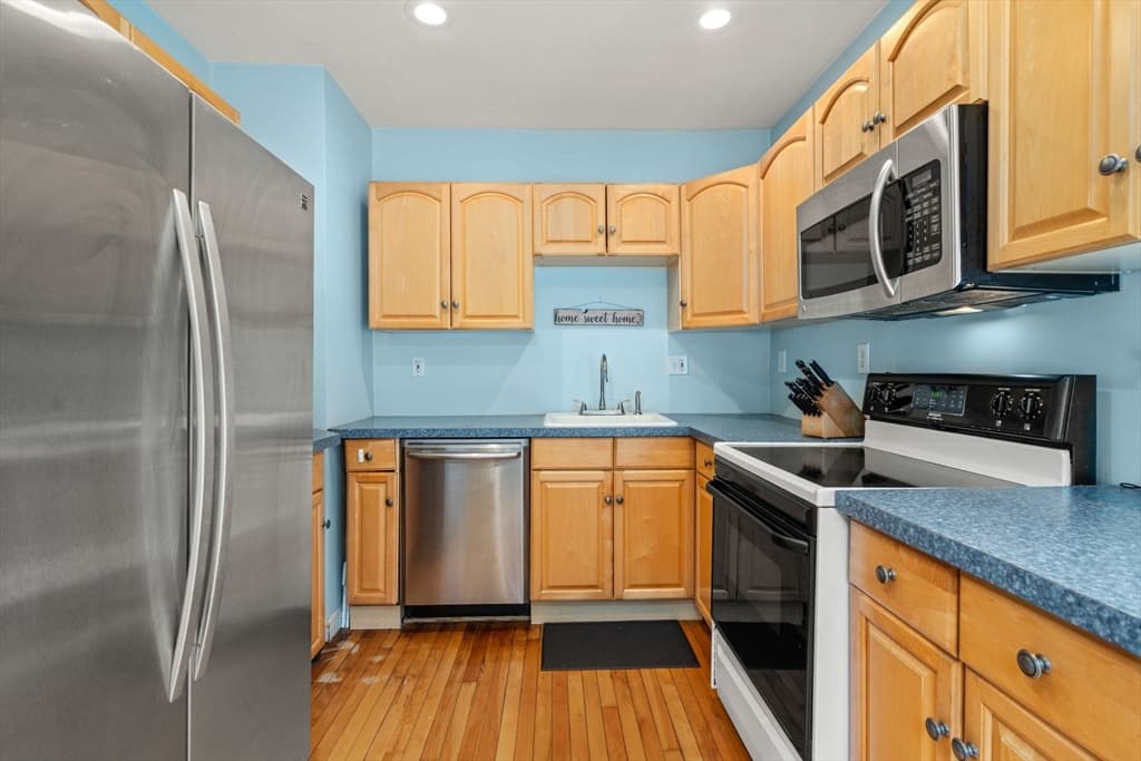 Single Family Residence at 64 Parker Rd, Lancaster MA 01523, Lancaster, photo 9 of 28
