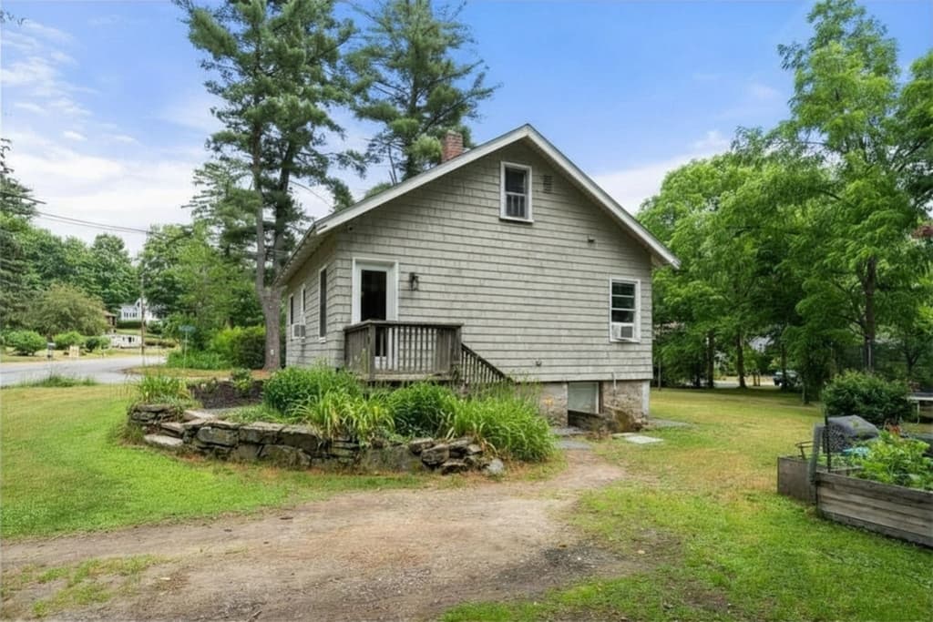 Single Family Residence at 64 Parker Rd, Lancaster MA 01523, Lancaster, photo 24 of 28