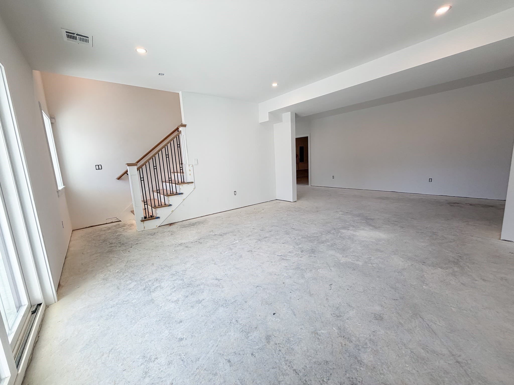 Single Family Residence at 4 Oneil Way, Saugus MA 01906, Saugus, photo 27 of 42