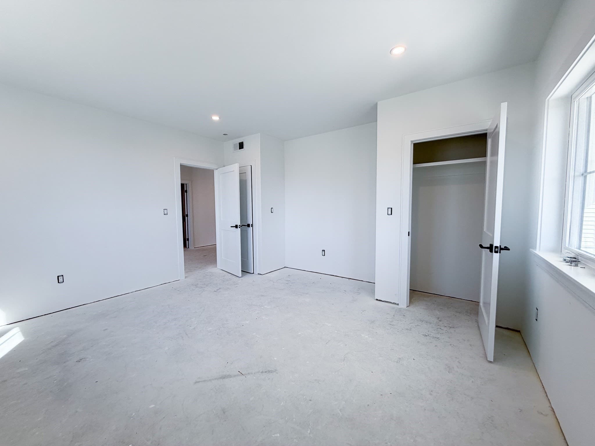 Single Family Residence at 4 Oneil Way, Saugus MA 01906, Saugus, photo 30 of 42