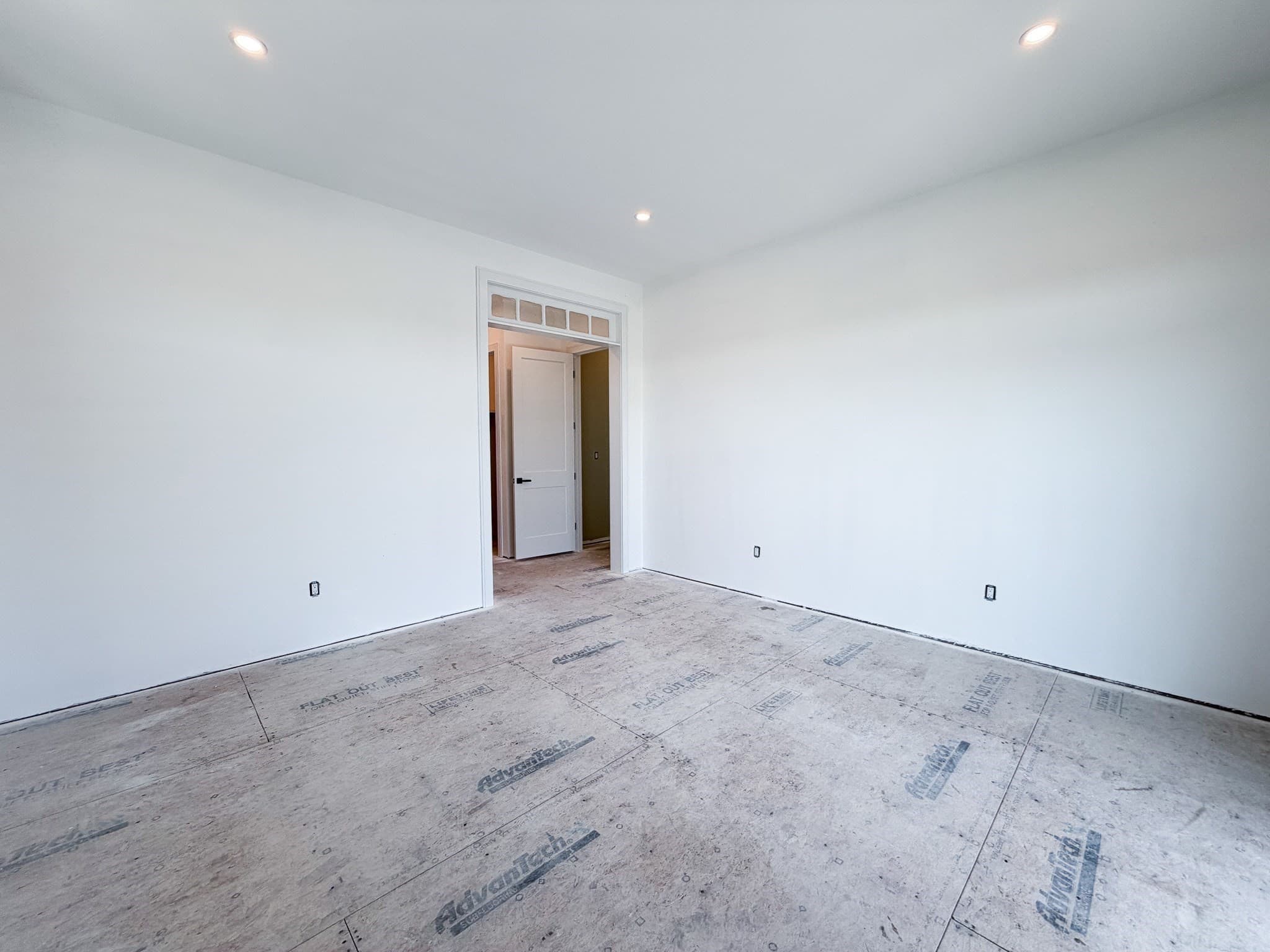 Single Family Residence at 4 Oneil Way, Saugus MA 01906, Saugus, photo 11 of 42