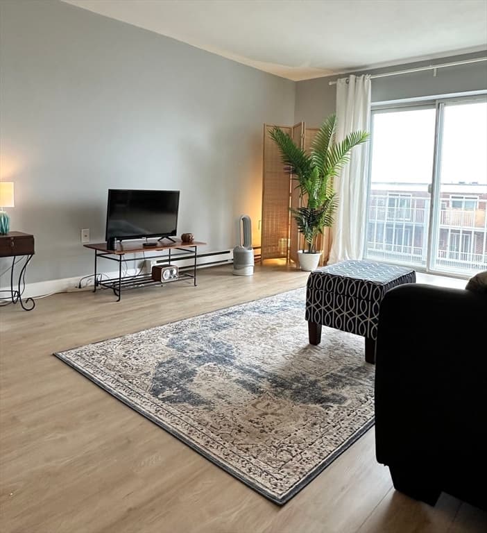 Condominium at 55 Greentree Ln # 49, Weymouth MA 02190, photo 5 of 12