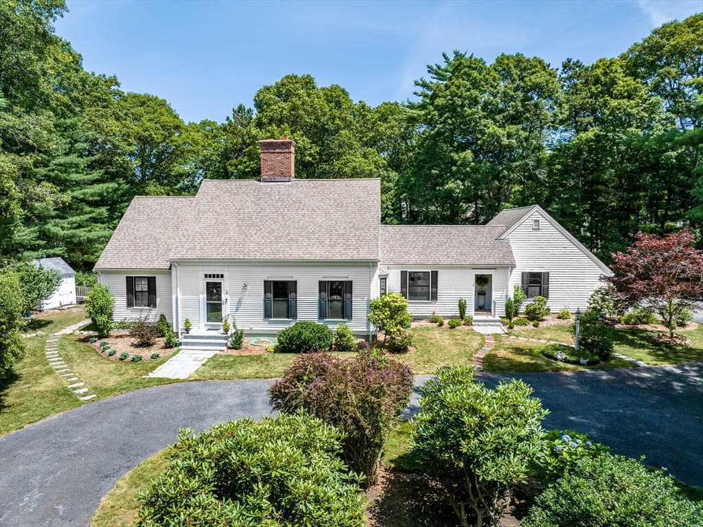 18 Calico Lane, Barnstable MA 02655