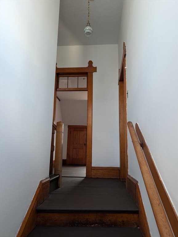 23 Fruit St, Worcester MA 01609 photo 26