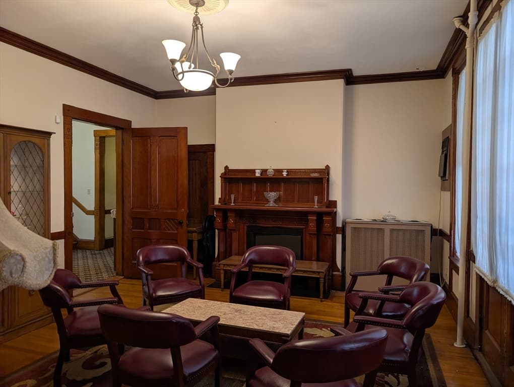 23 Fruit St, Worcester MA 01609 photo 9