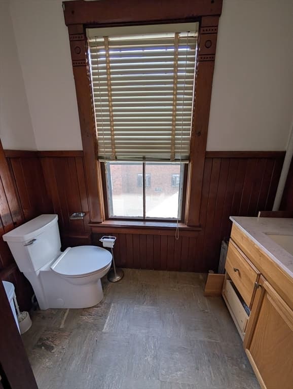23 Fruit St, Worcester MA 01609 photo 24