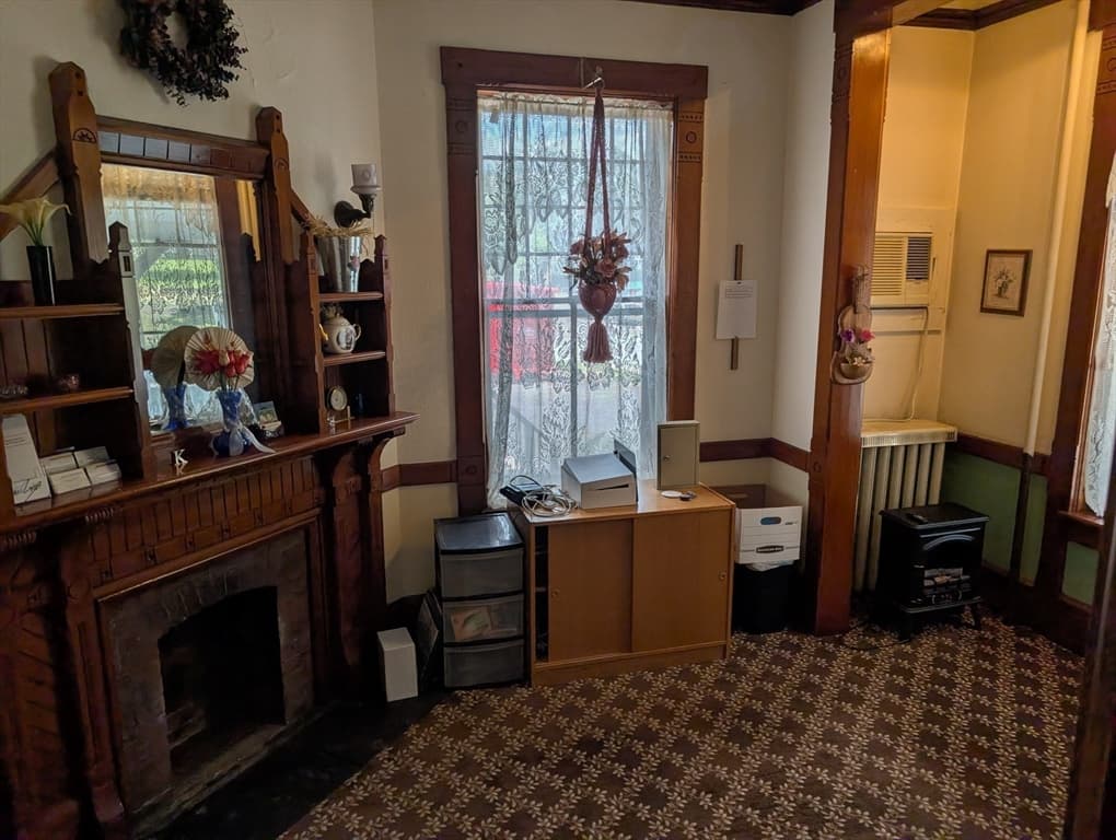 23 Fruit St, Worcester MA 01609 photo 10