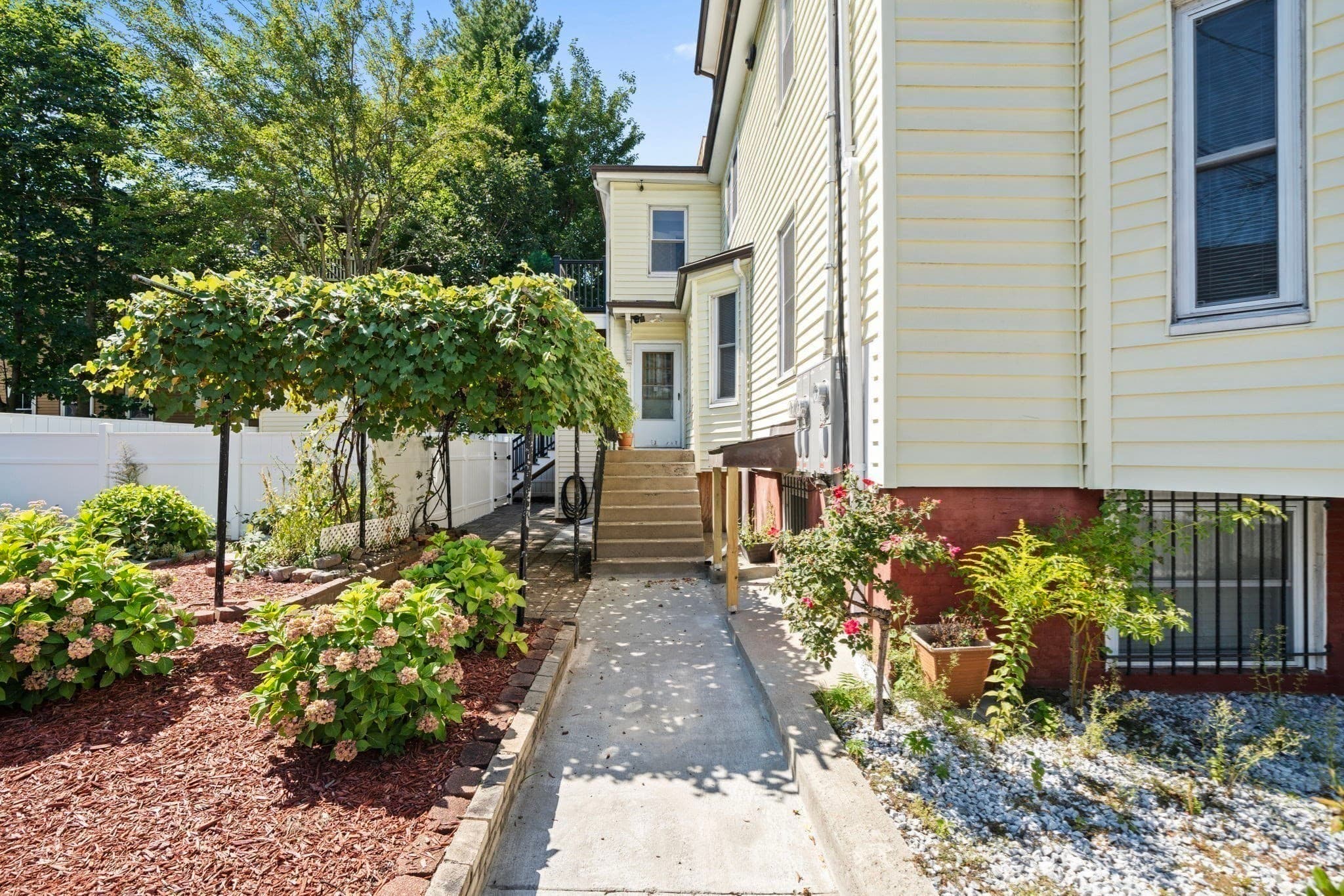 2 Family - 2 Units Up/Down at 29 Hanson St, Somerville MA 02143, Somerville, photo 22 of 34