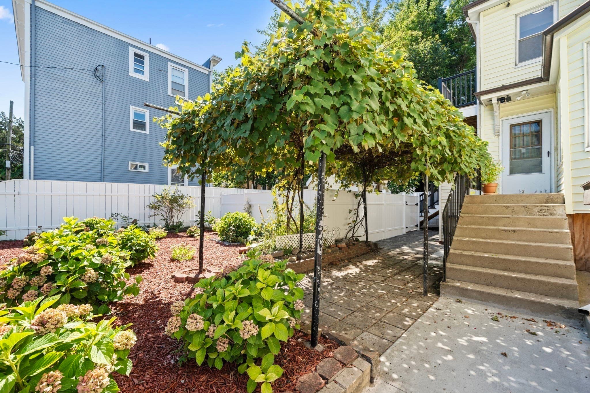 2 Family - 2 Units Up/Down at 29 Hanson St, Somerville MA 02143, Somerville, photo 24 of 34