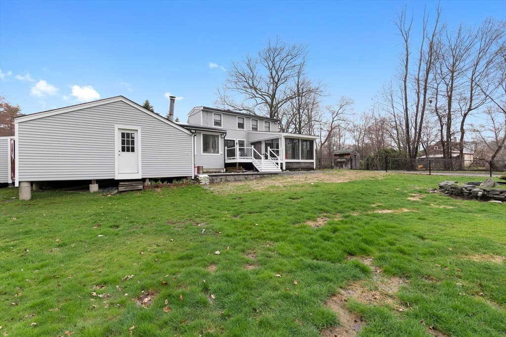 54 Rabbit Rd, Salisbury MA 01952 photo 3