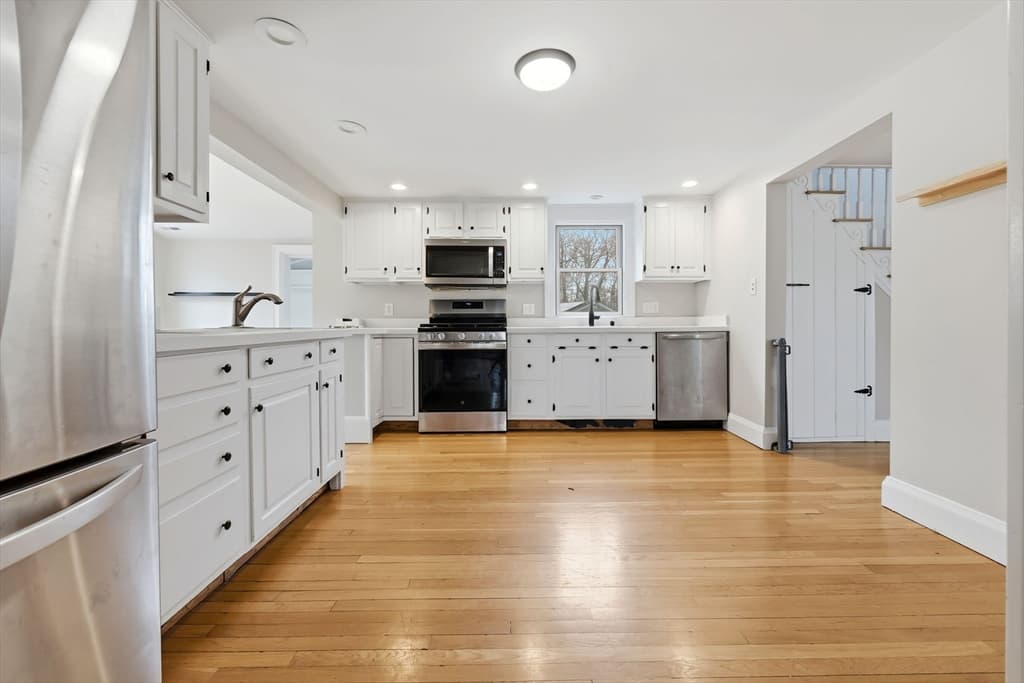 54 Rabbit Rd, Salisbury MA 01952 photo 10