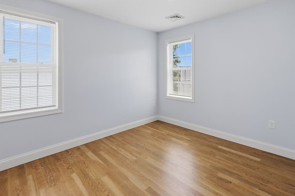 489 Spring, Fall River MA 02721 photo 34