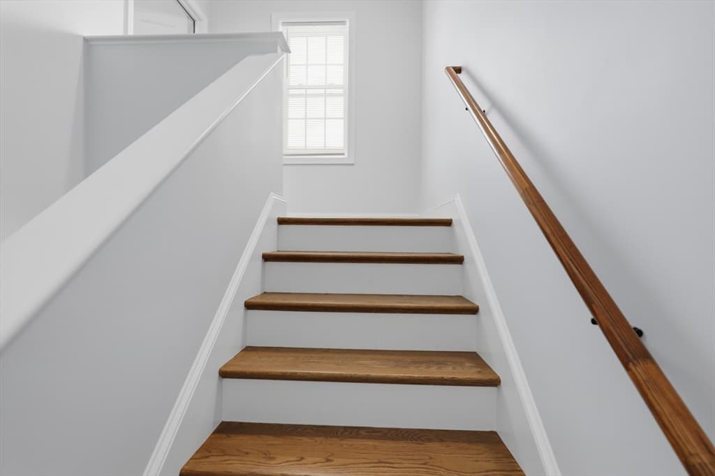 489 Spring, Fall River MA 02721 photo 40