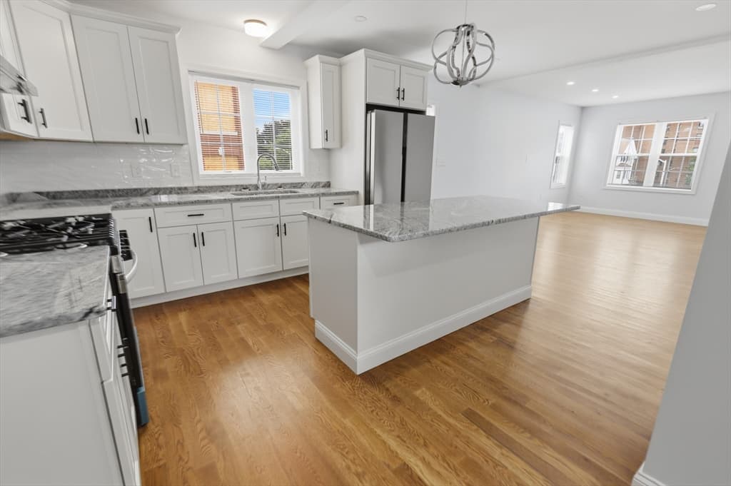489 Spring, Fall River MA 02721 photo 25