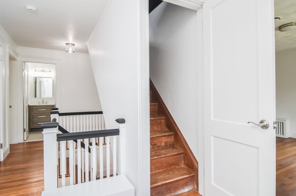 19 Stoneleigh Rd, Watertown MA 02472 photo 27