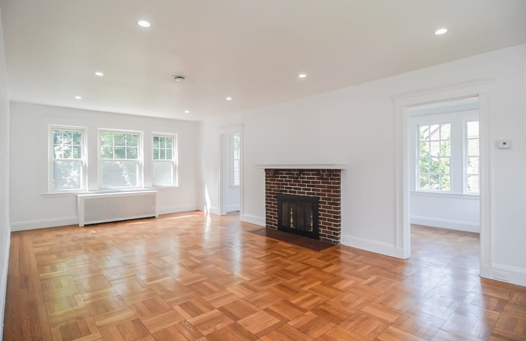 19 Stoneleigh Rd, Watertown MA 02472 photo 11