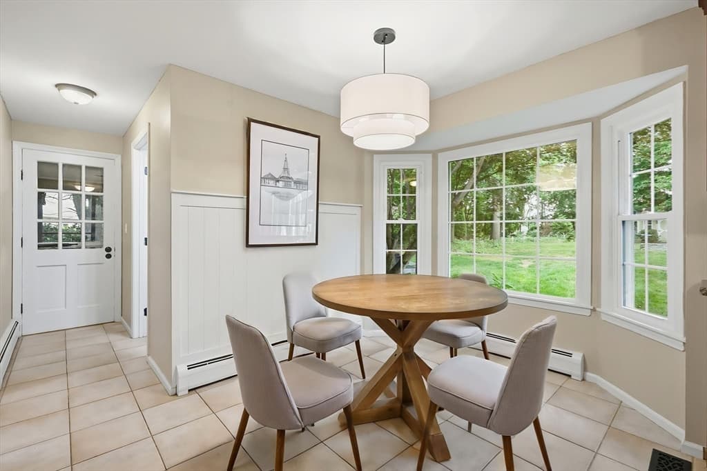 27 Eastwood Dr, Wilbraham MA 01095 photo 17