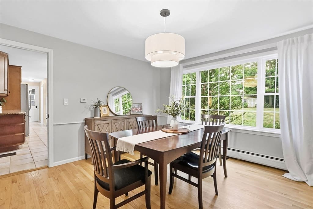 27 Eastwood Dr, Wilbraham MA 01095 photo 11