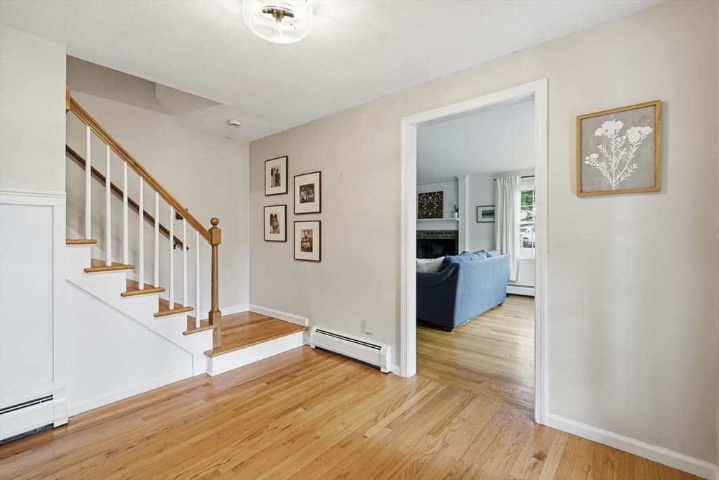 27 Eastwood Dr, Wilbraham MA 01095 photo 4