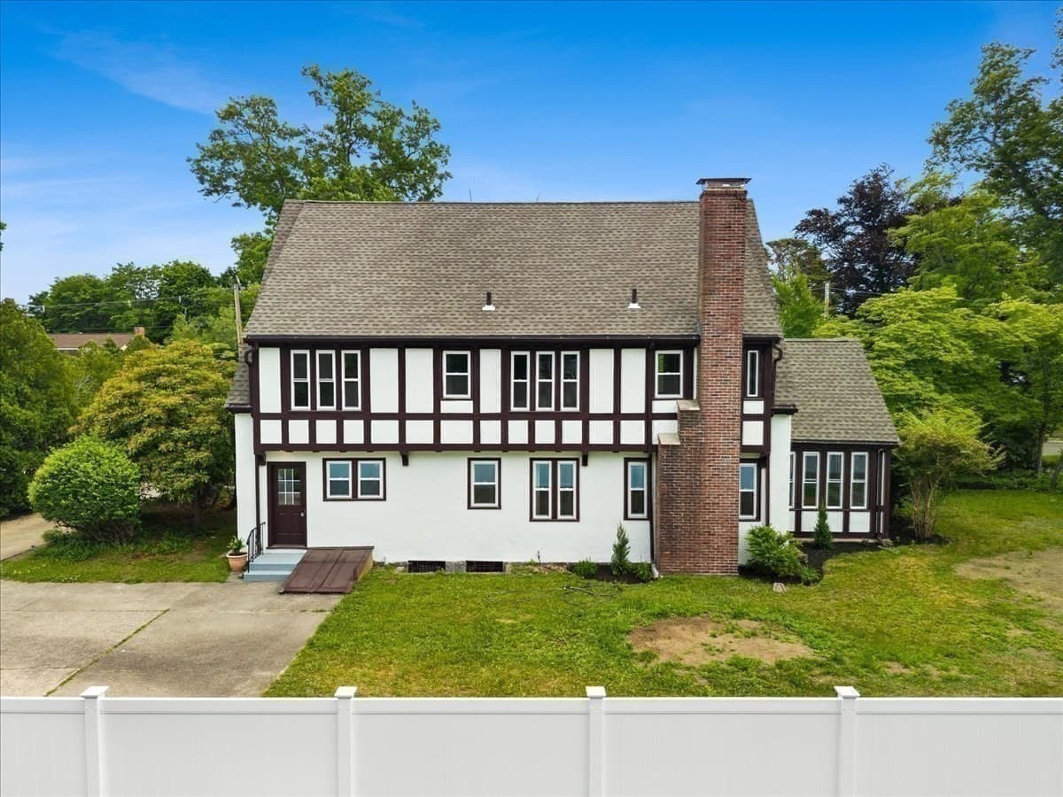 Single Family Residence at 161 Moraine St, Brockton MA 02301, Brockton, photo 39 of 40