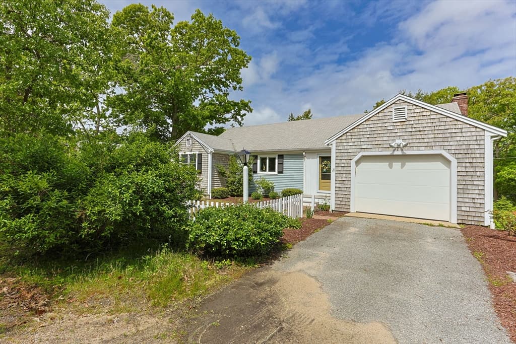 21 Mill Pond Rd, Harwich MA 02645