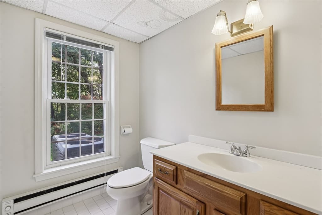 Condominium at 35 Mitchell Grant Way # 35, Bedford MA 01730, photo 23 of 41