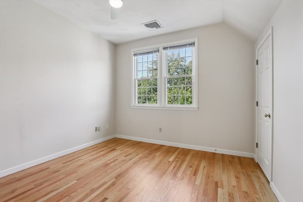 Condominium at 35 Mitchell Grant Way # 35, Bedford MA 01730, photo 17 of 41