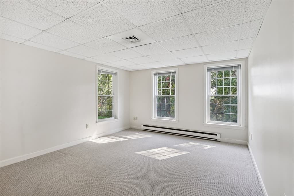 Condominium at 35 Mitchell Grant Way # 35, Bedford MA 01730, photo 26 of 41