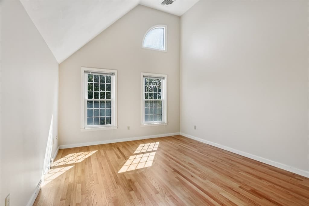 Condominium at 35 Mitchell Grant Way # 35, Bedford MA 01730, photo 20 of 41