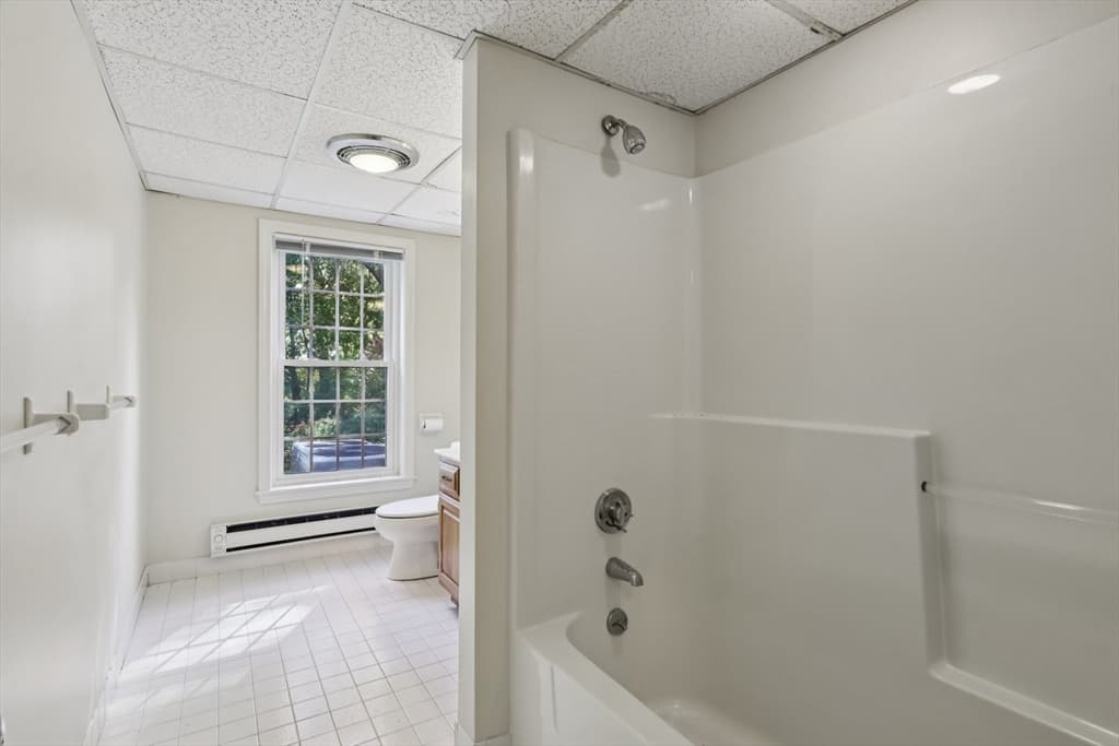 Condominium at 35 Mitchell Grant Way # 35, Bedford MA 01730, photo 24 of 41