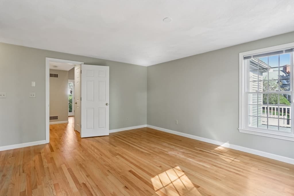 Condominium at 35 Mitchell Grant Way # 35, Bedford MA 01730, photo 14 of 41