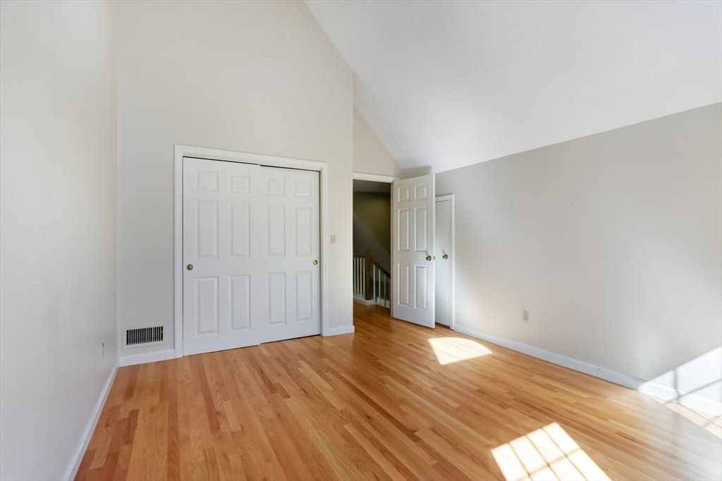 Condominium at 35 Mitchell Grant Way # 35, Bedford MA 01730, photo 19 of 41
