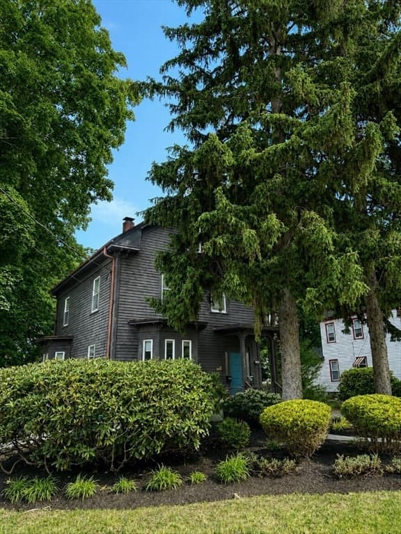 Single Family Residence at 293 Woburn, Reading MA 01867, Reading, photo 2 of 32