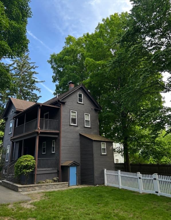 Single Family Residence at 293 Woburn, Reading MA 01867, Reading, photo 3 of 32