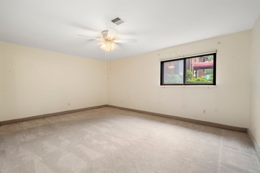 221 Oak # 12, Brockton MA 02301 photo 6