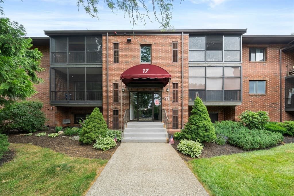 221 Oak # 12, Brockton MA 02301 photo 22
