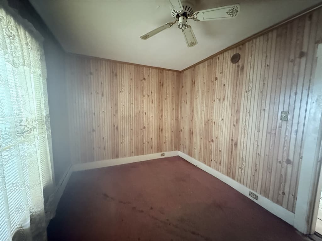 3 Family at 127 Cliff St, Southbridge MA 01550, Southbridge, photo 6 of 29