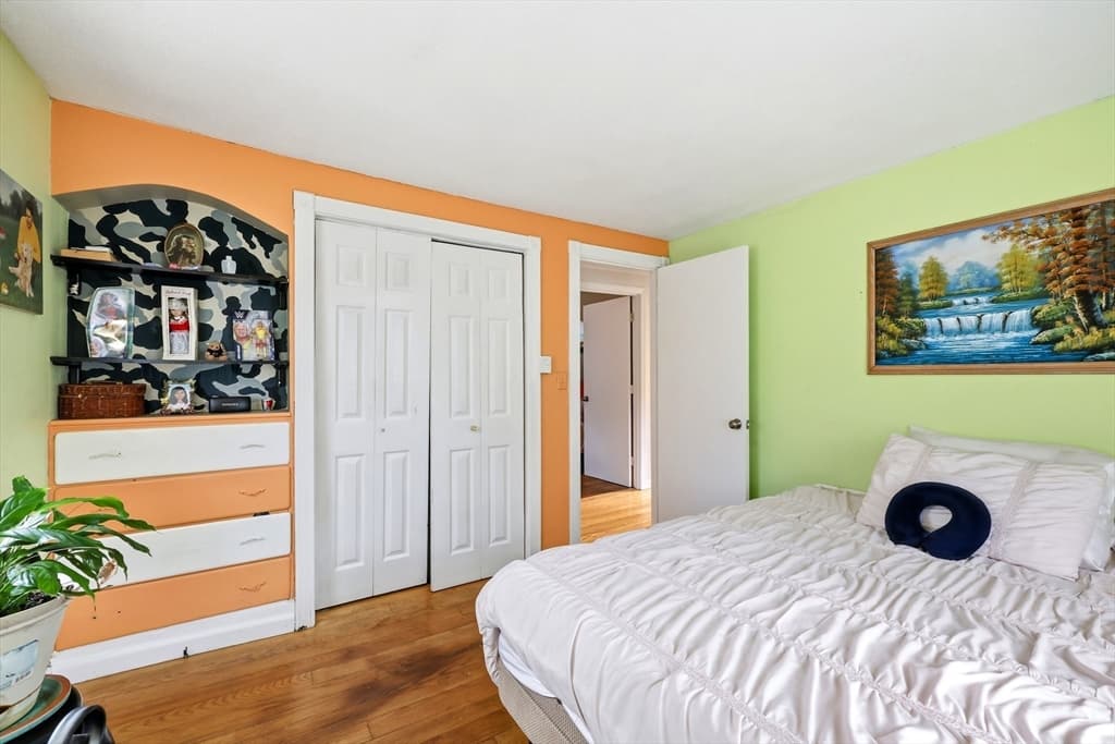 23 Phelps St, Easthampton MA 01027 photo 21